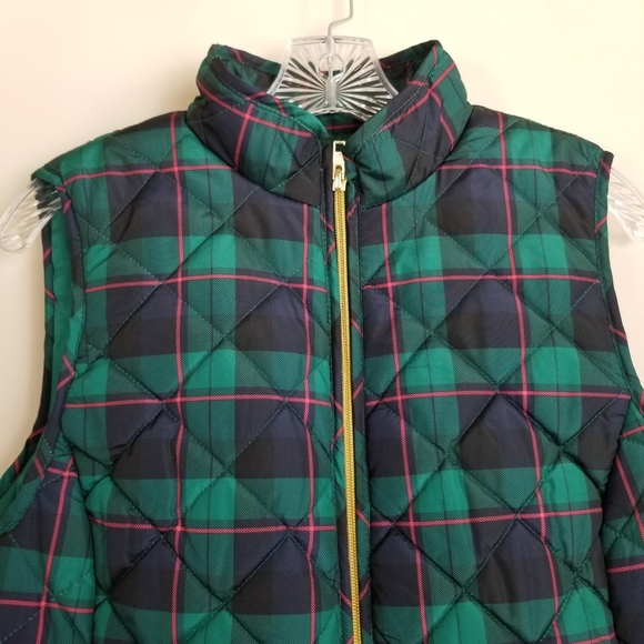 St. John's Bay Plaid Puffer Vest Medium NWT - Picture 2 of 6